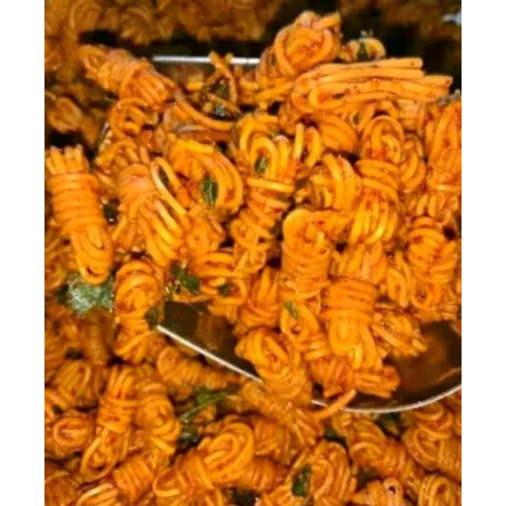 

mie gulung pedas daun jeruk/mie uwel pedas daun jeruk 100g
