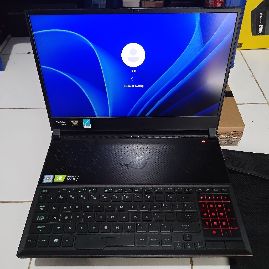 Laptop Asus ROG GX53GX i7-gen 8 / RTX 2080 MAX Q / SSD 1TB / Full Games