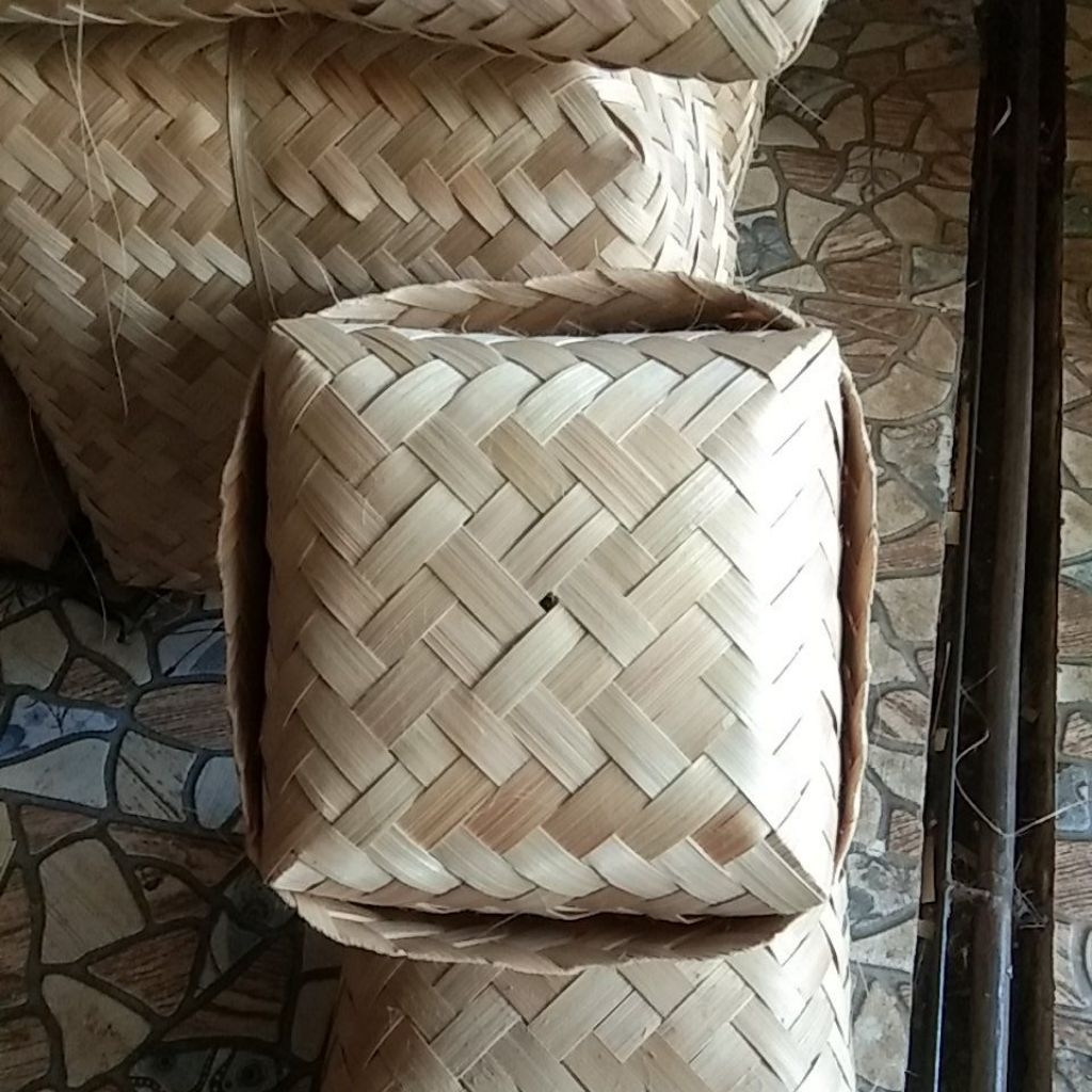 Besek Bambu 16x16 Harga Sepasang Besek Keroto Besek Daging DLl