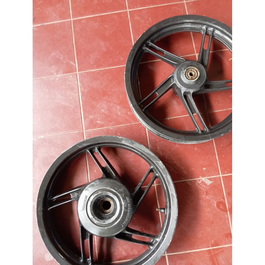 velg PCX cbu