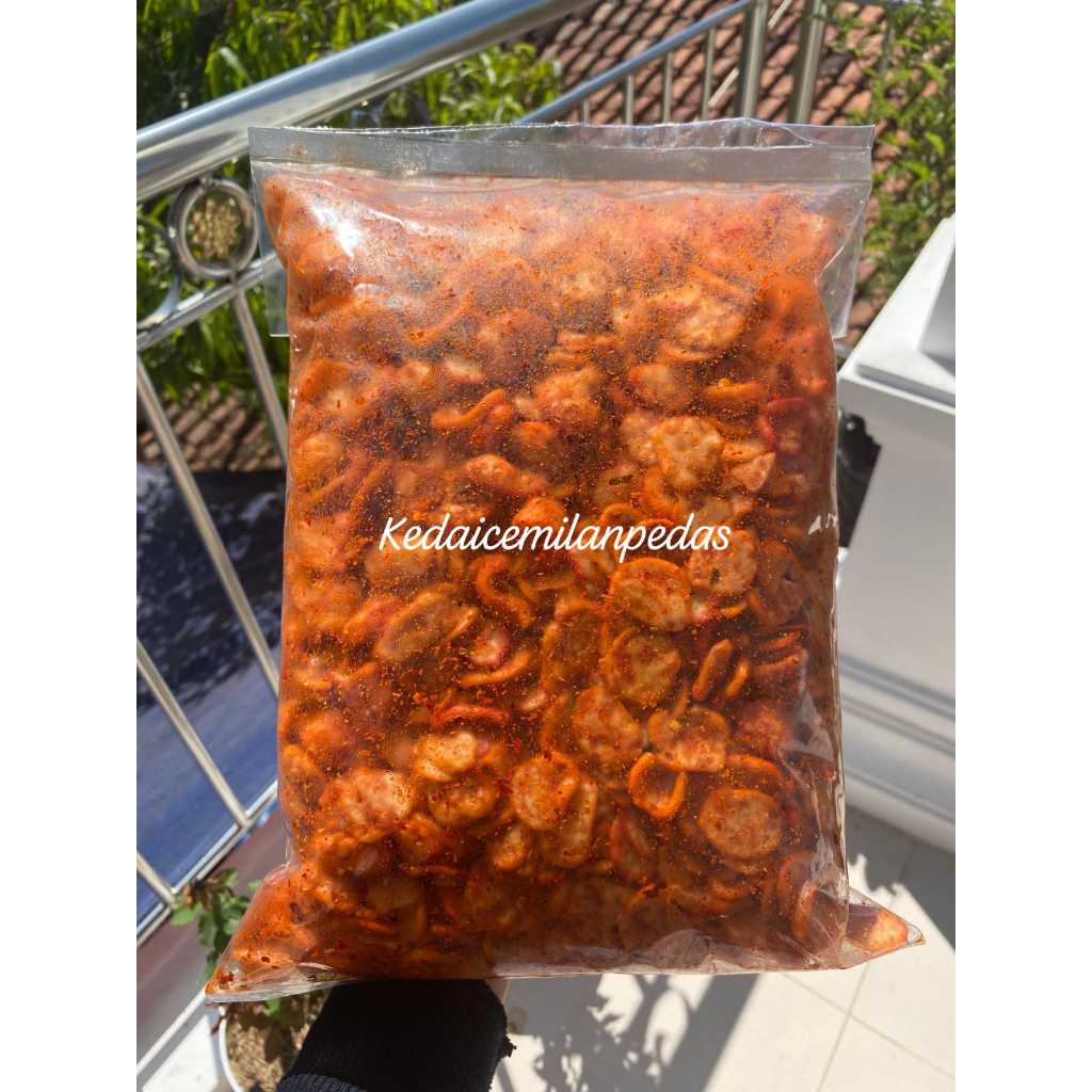 

seblak kerupuk bawang pedas daun jeruk 1kg