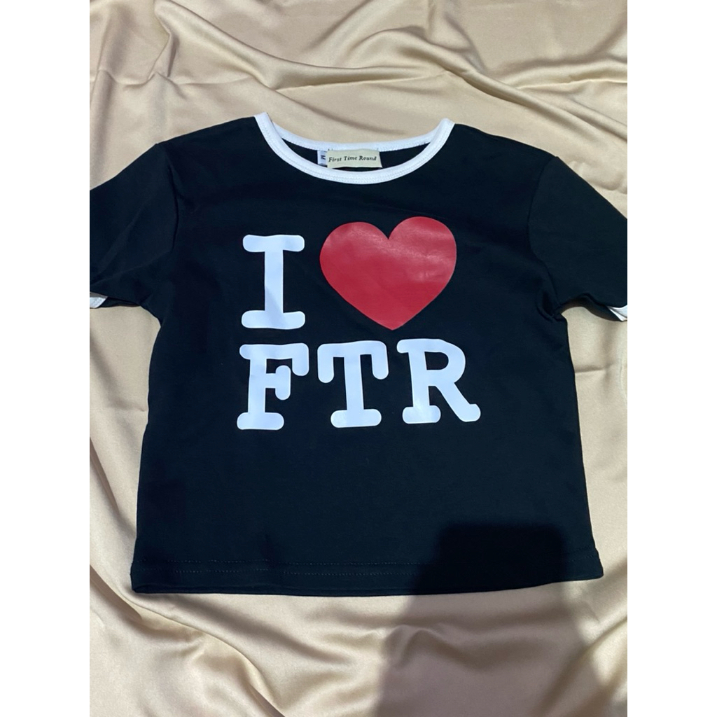 Preloved Croptop First Time Round