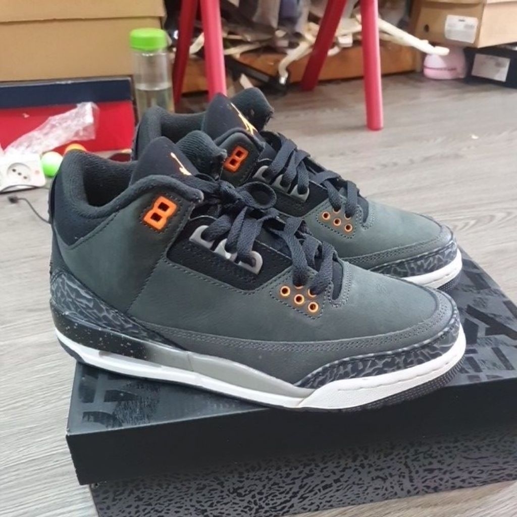 sepatu AJ 3 retro