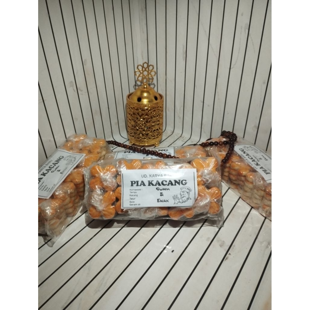 

Kue Kering Pia Kacang Mini Daun Semanggi isi 50 biji/Pack