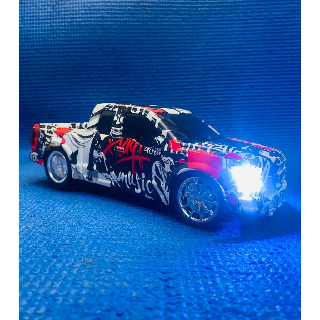 RC Surabaya Mobil RC Hilux Grafity Nyala Lampu Cocok Buat Kado Mainan Keluarga