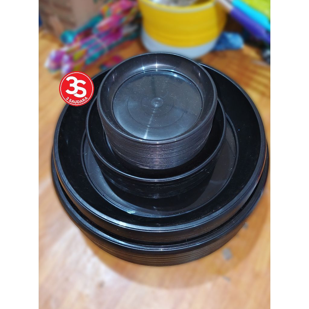 TATAKAN POT BERBAGAI UKURAN / LAPIK POT / PIRING POT BUNGA HITAM
