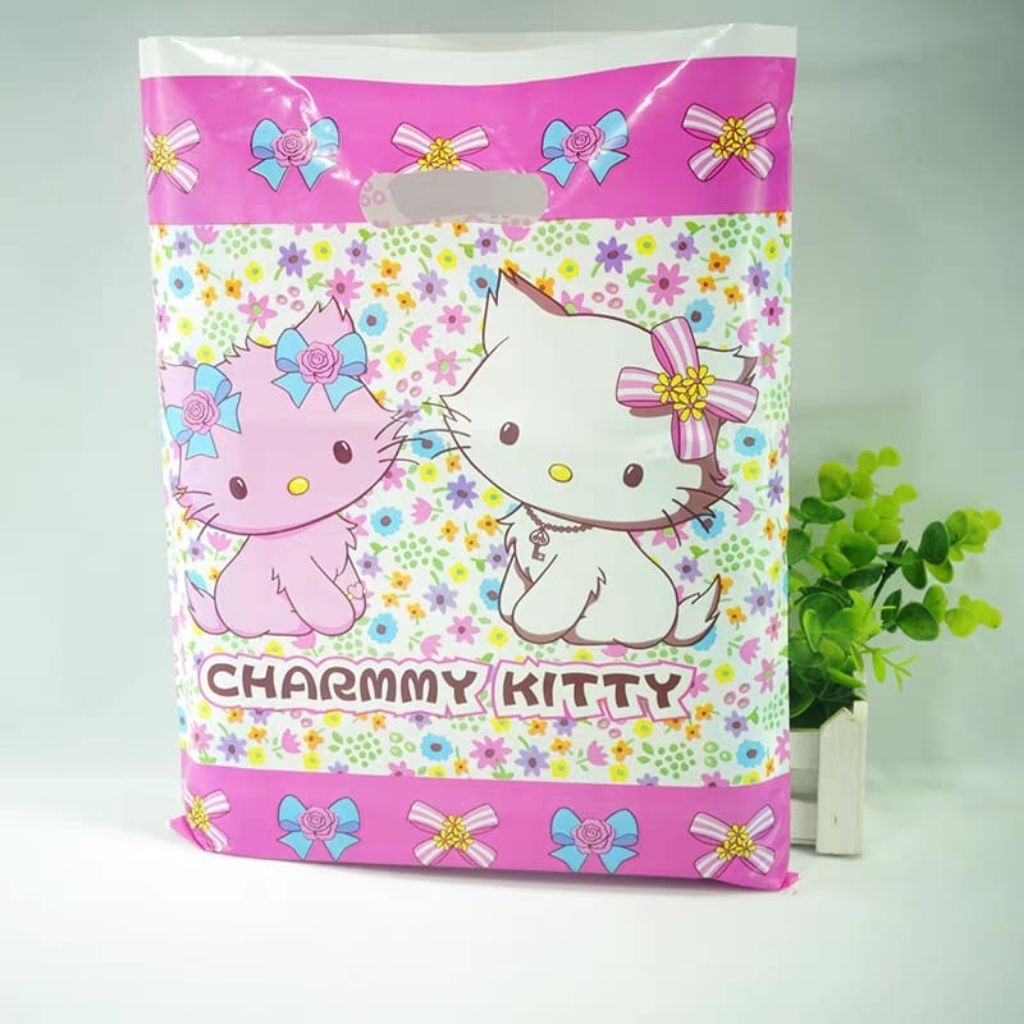 

KANTONG PLASTIK PREMIUM P13 UKURAN 30X40 1PACK ISI 50 PCS