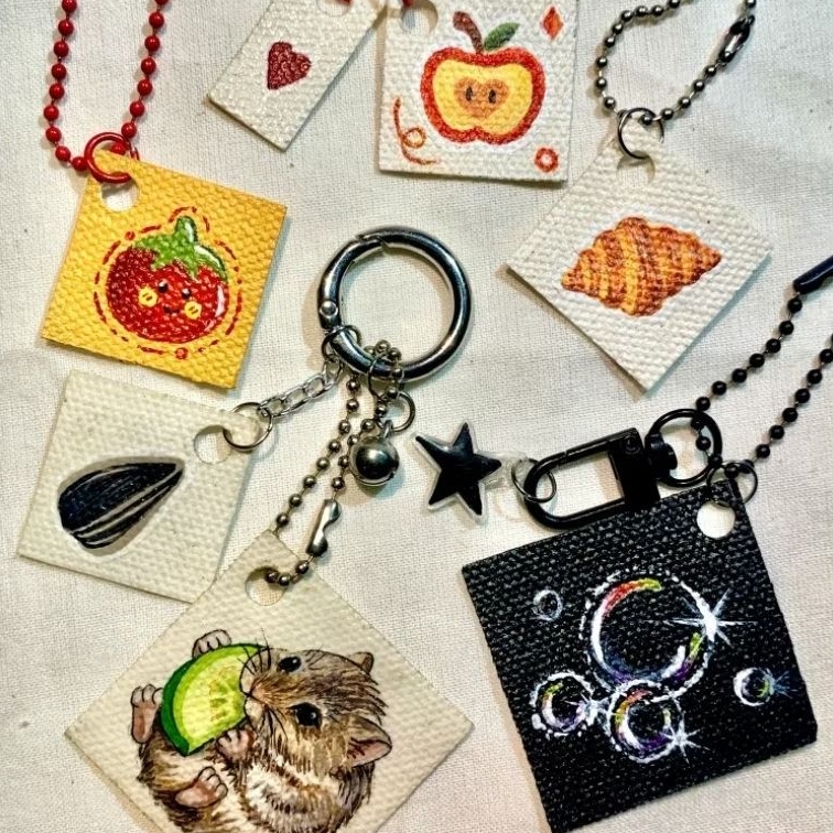 [BISA CUSTOM] mini kanvas charm | gantungan kunci mini canvas gambar manual