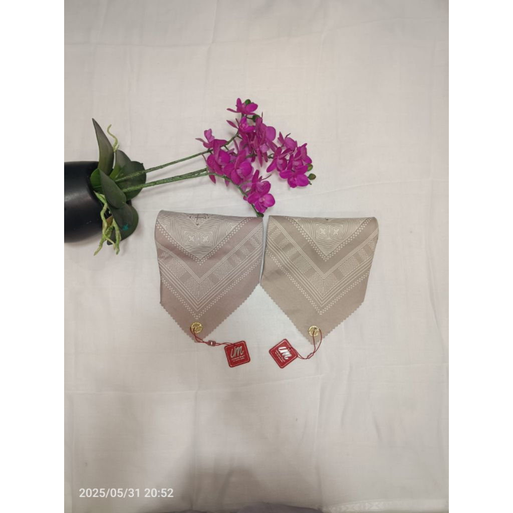 Hijab Umama Motif Premium