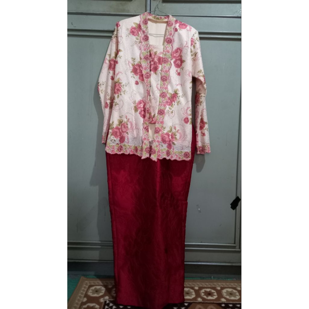 OneSet Kebaya Preloved