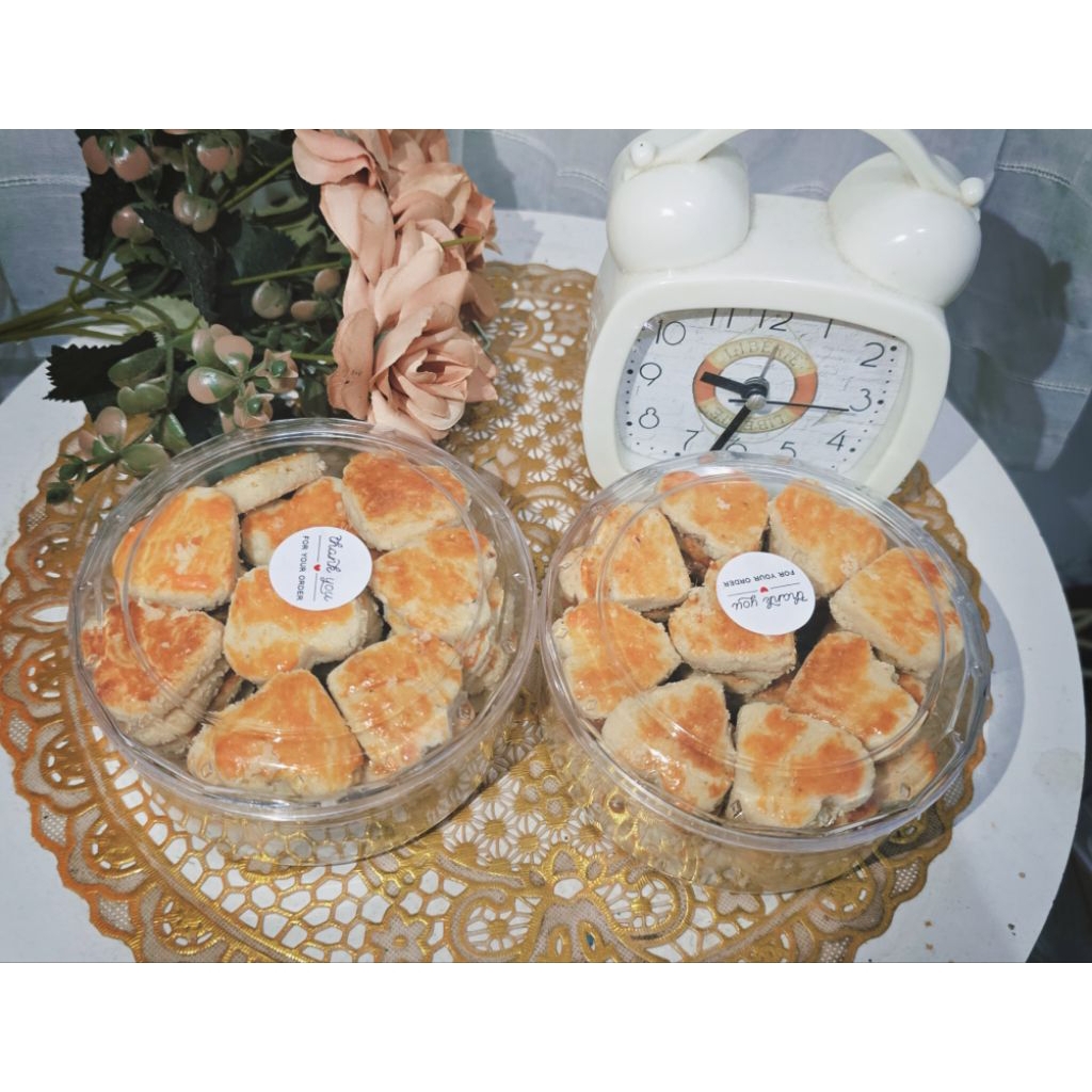 

Kue Kering Kacang Manis Gurih