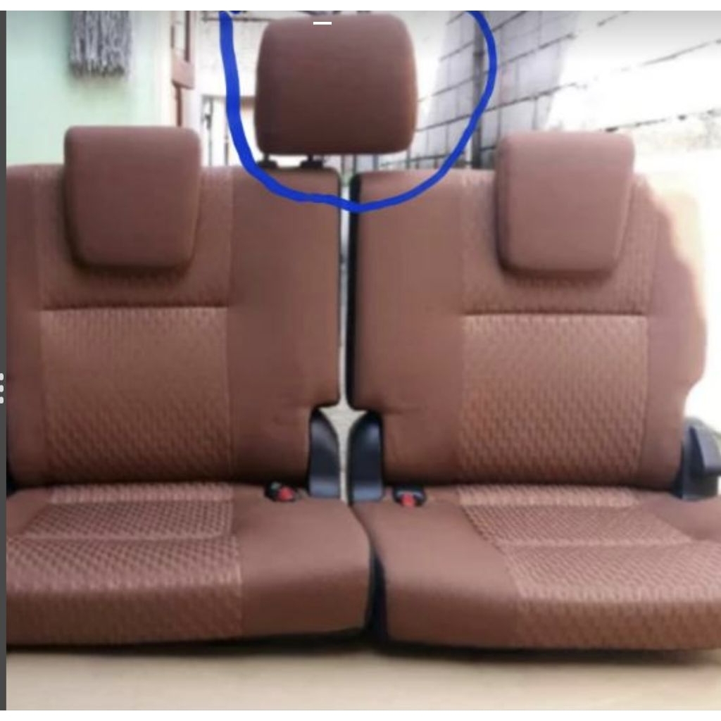 headrest jok innova G reborn bagian tengah jok belakang