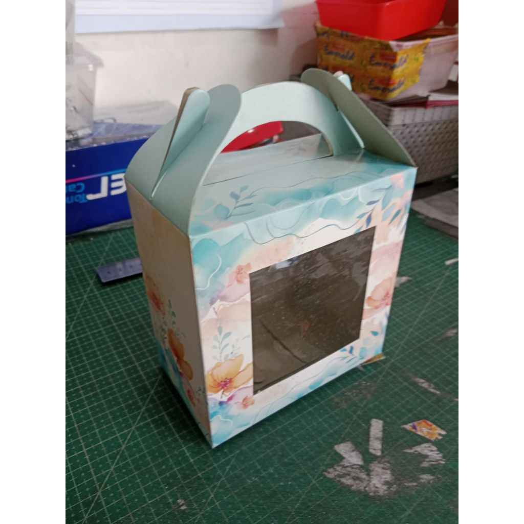 

Box kardus untuk mangkok two tone ECERAN