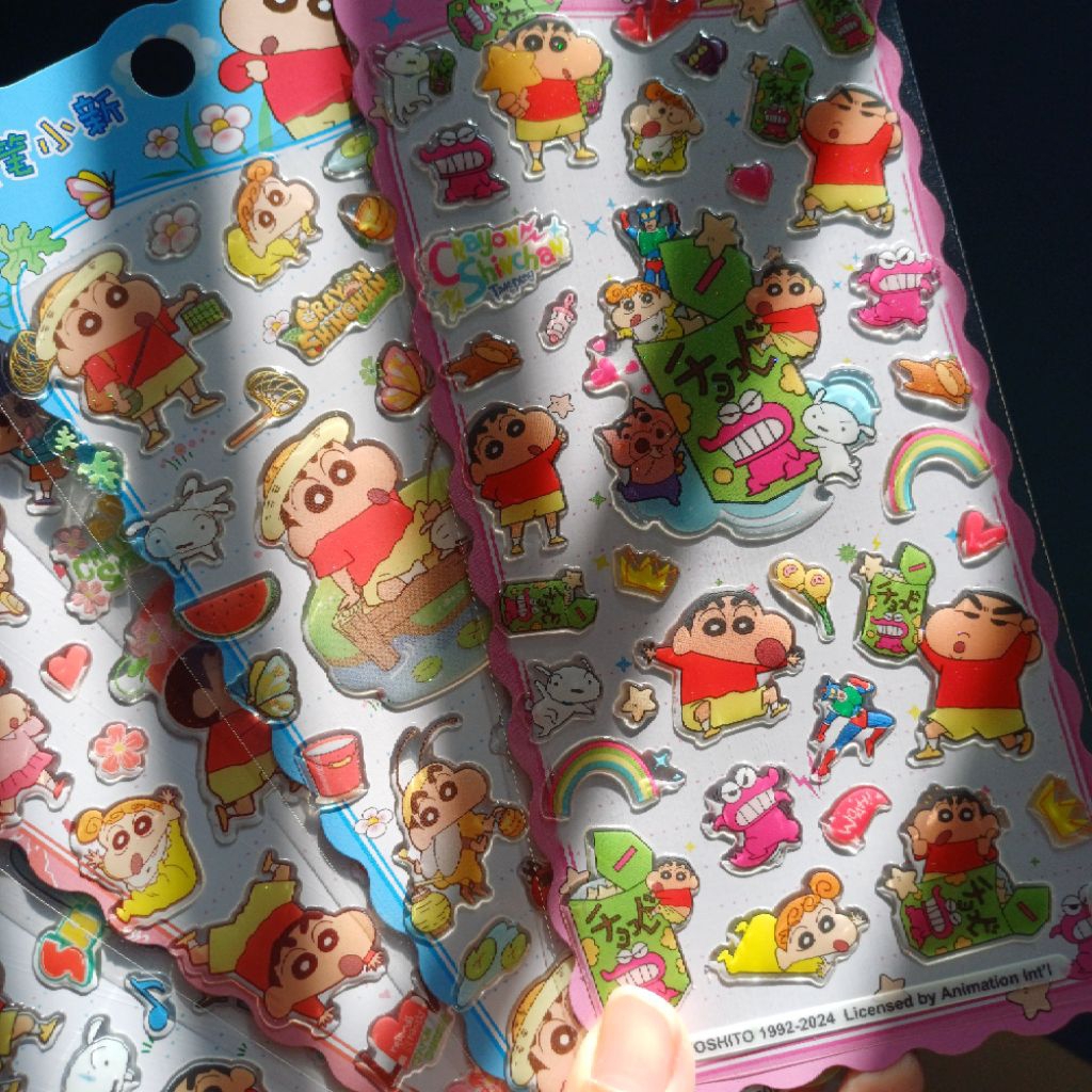 

Sticker timbul glitter SHINCHAN license 12018