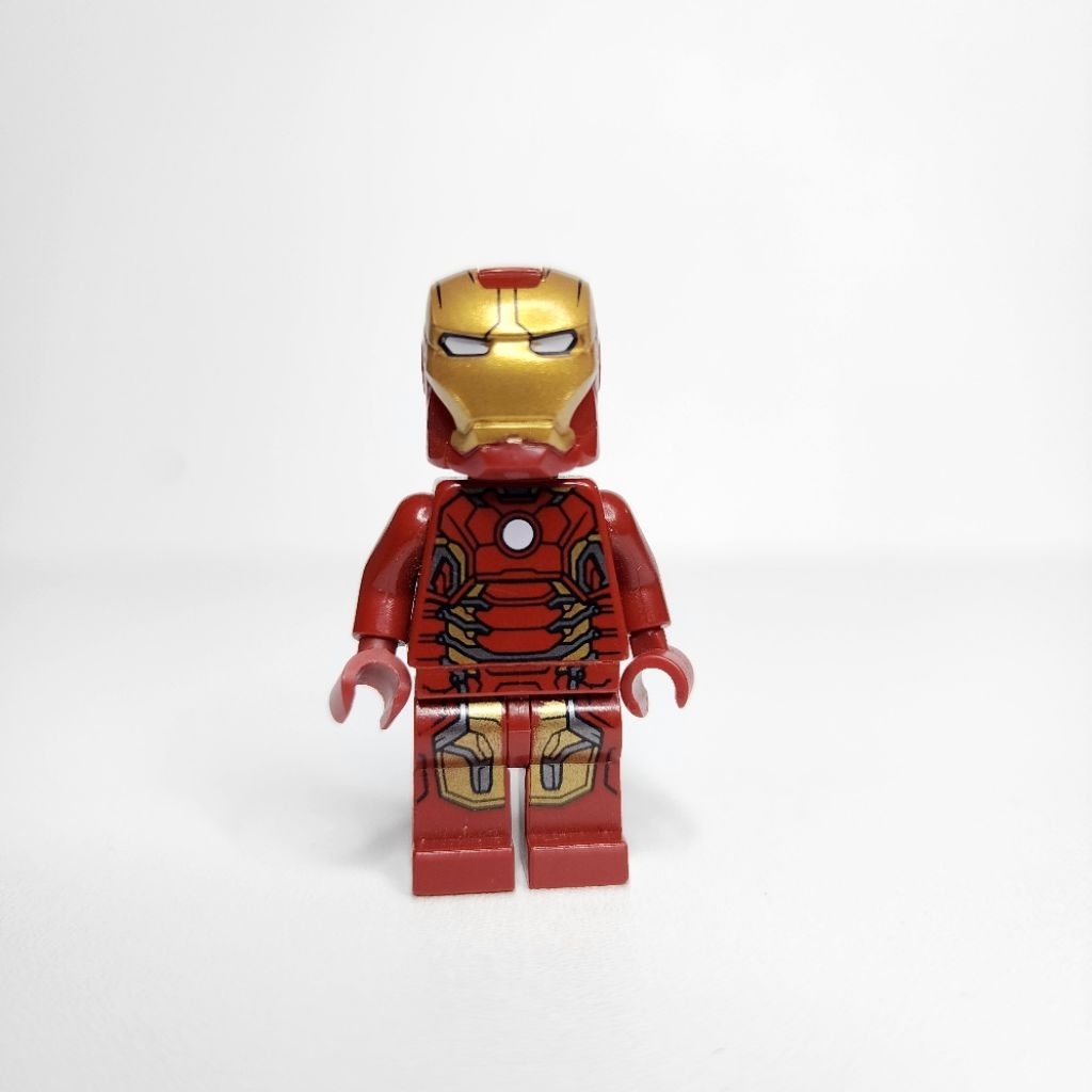 Lego Minifigure Iron Man Mark 50 Armor (SH497)