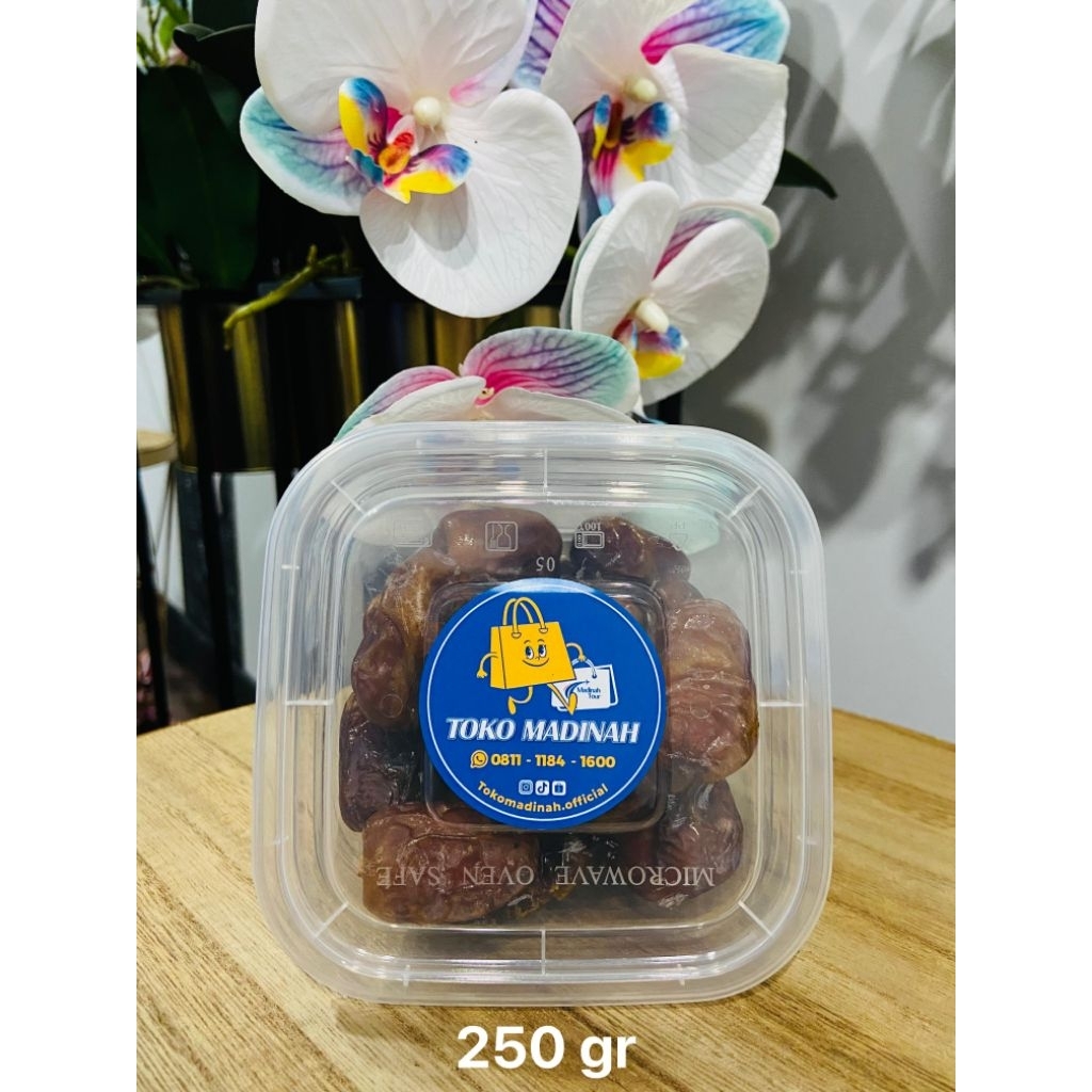 

Kurma Sukari 250gr by Toko Madinah ORIGINAL KURMA SUKARI HALAL 100%