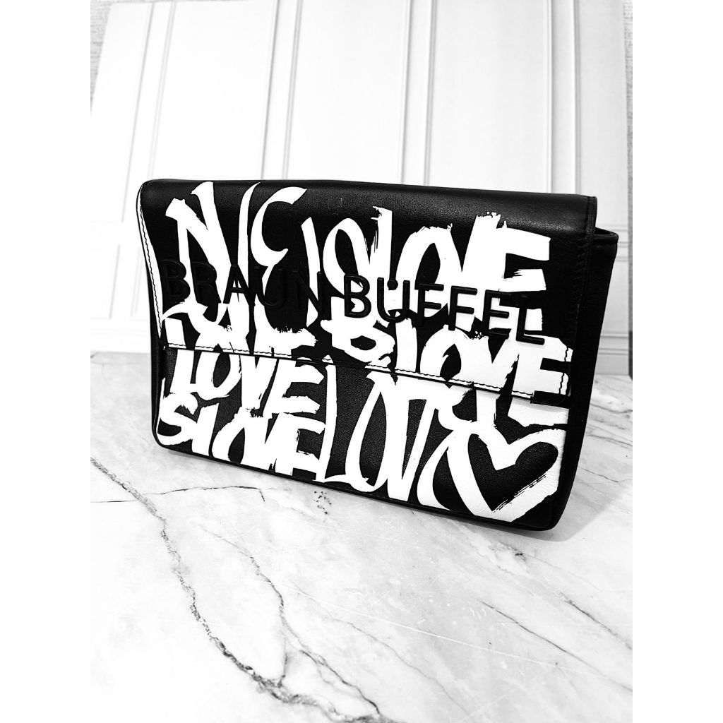 Preloved Braun Buffel x Phunk Mini Men/Pria Pouch Bag/Tas in Balck/Hitam and White/Putih 100% Ori