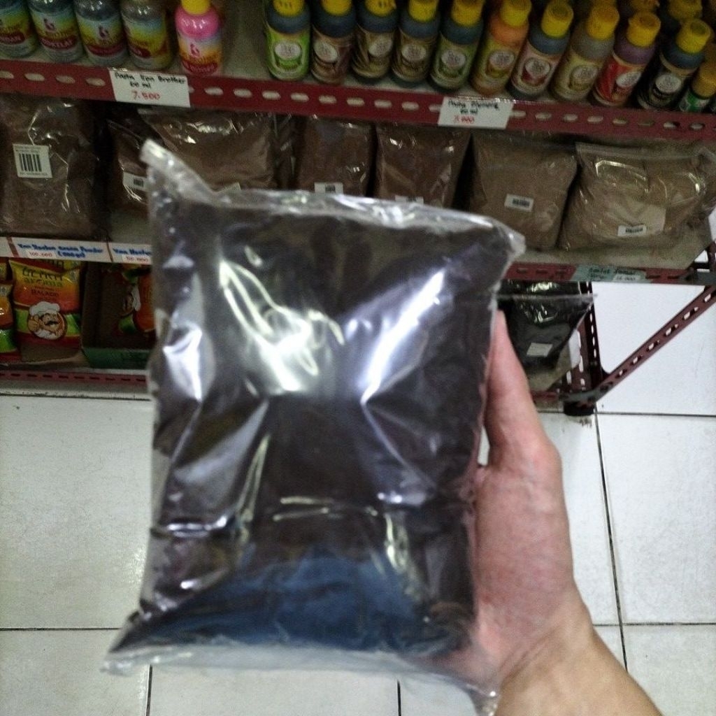 

favorich bubuk coklat hitam 500 gram