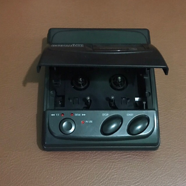 Rewinder FF kaset Hi8 merk Unifat