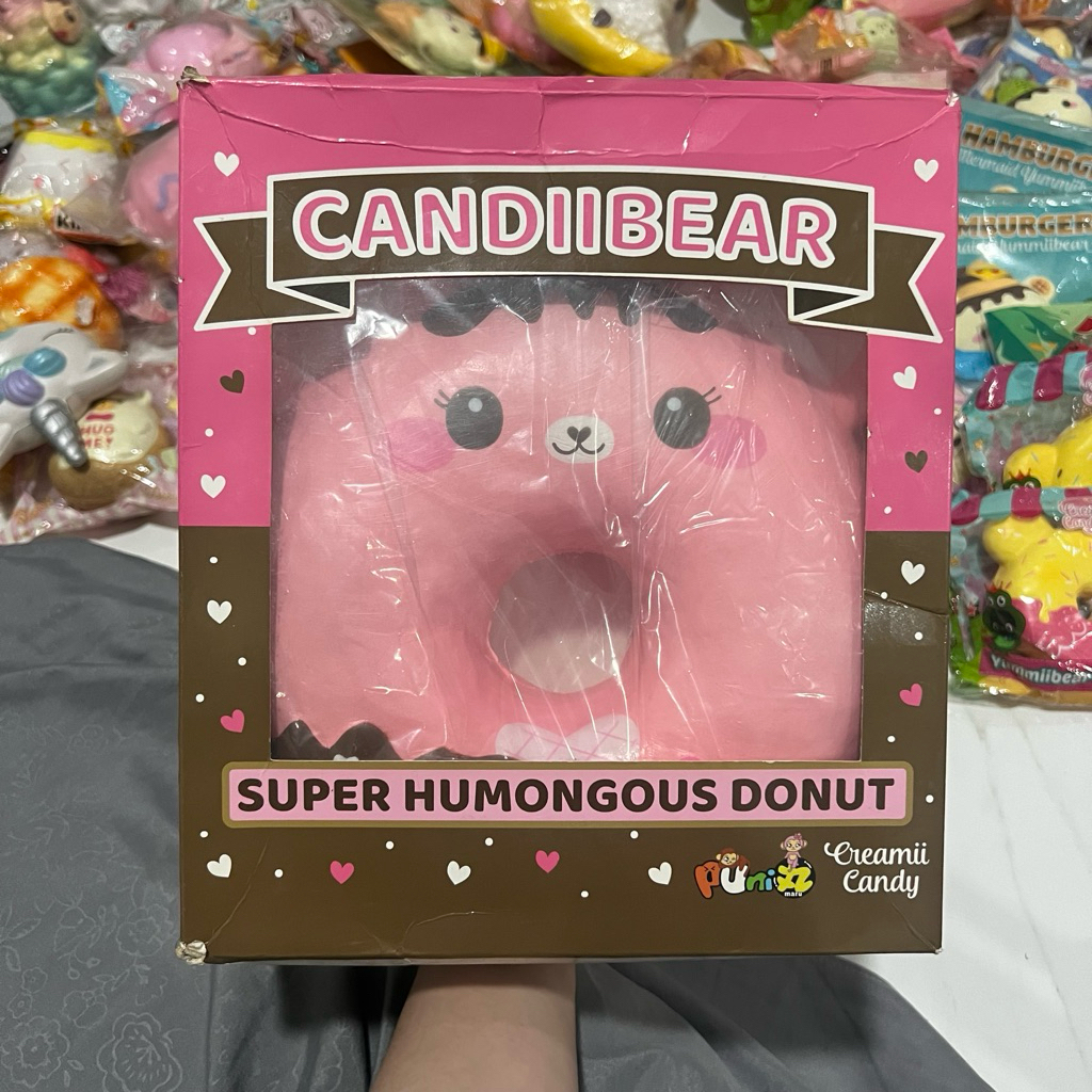 Punimaru Super Humongous donut
