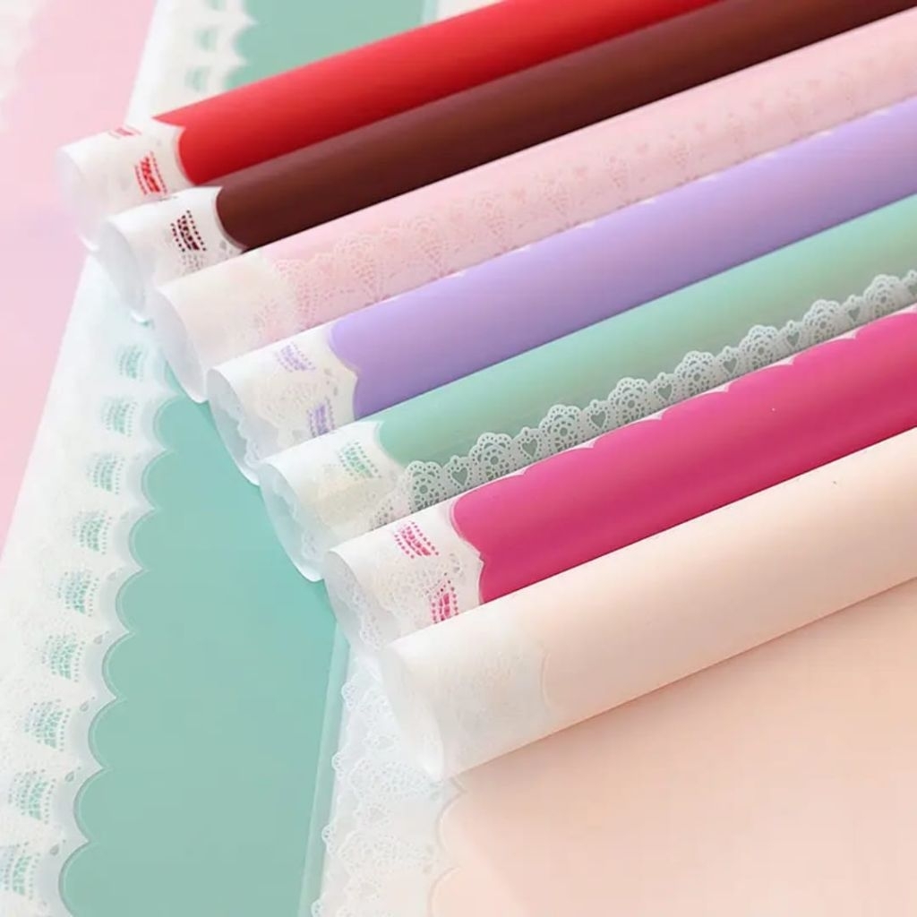 

20 Lembar Kertas Buket Motif Renda Flower Wrapping Paper Lace Border Cellophane Waterproof Impor