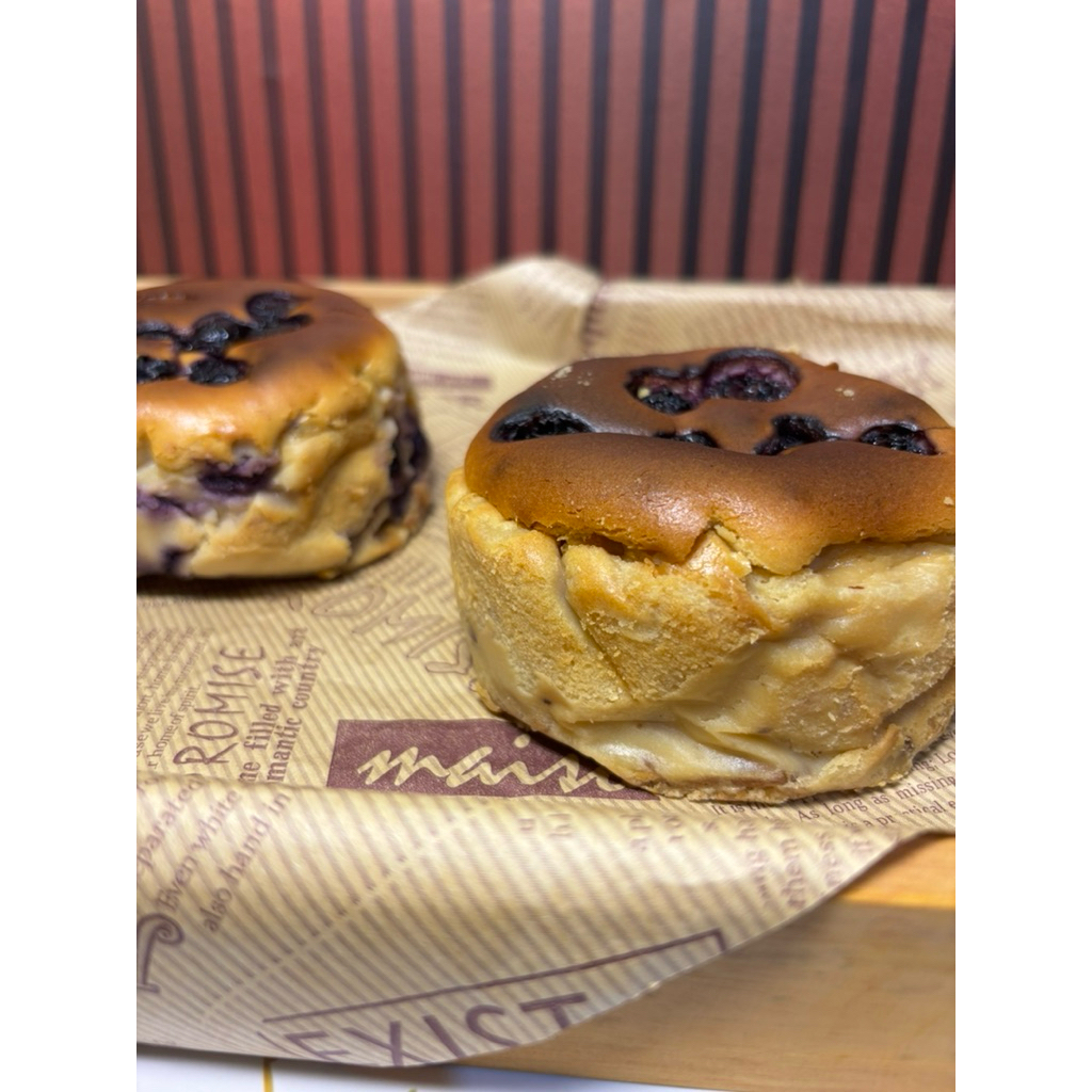 

Basque Cheesecake (WAJIB BACA DESKRIPSI SEBELUM ORDER)