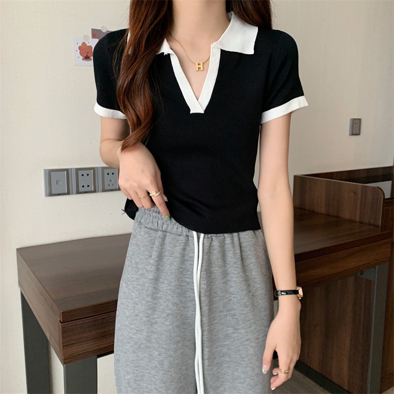 Kaos Wanita Kerah V Raglan Kekinian