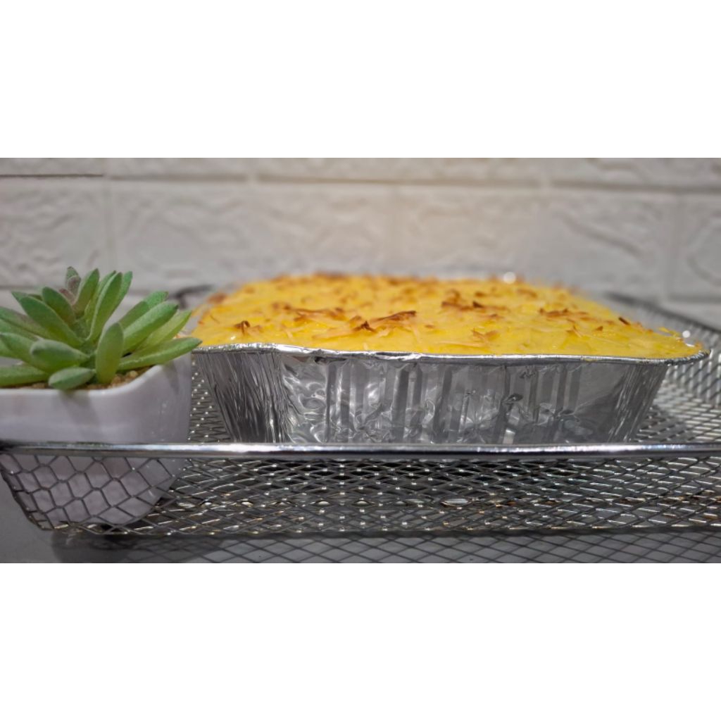 

Pastel Tutup Klasik ukuran 20x20 cm