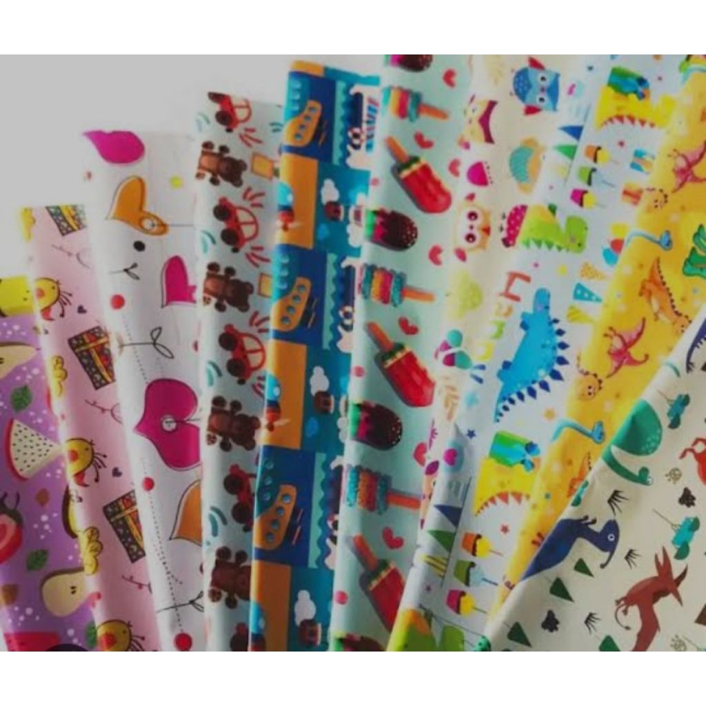 

kertas kado karakter 5 lembar