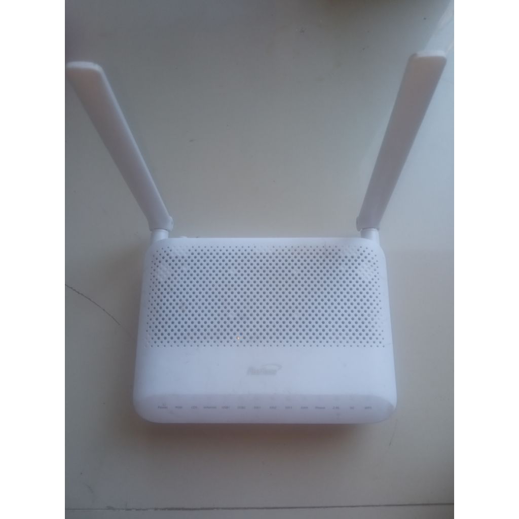 Router / Ont Fiberhome HG6145D2
