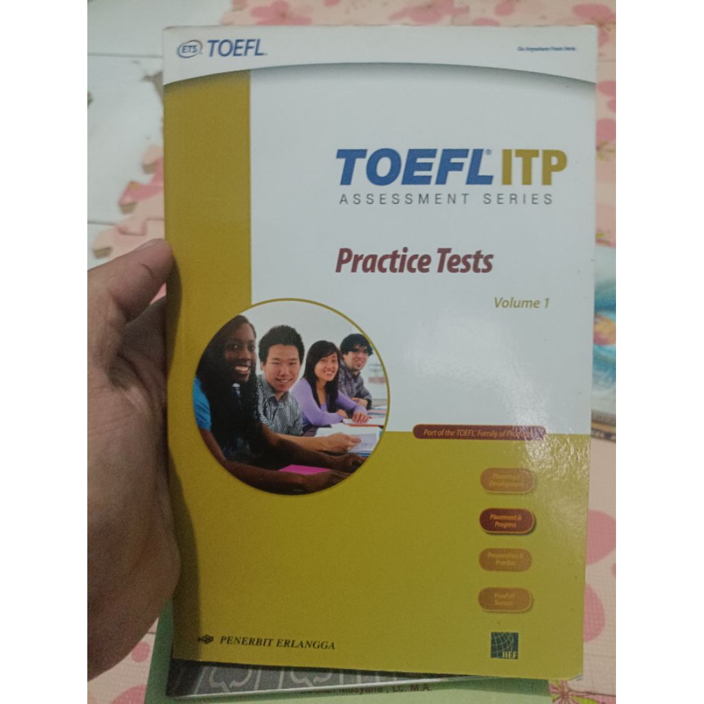 toefl itp assessment series practice test volume 1 penerbit erlangga dilengkapi cd