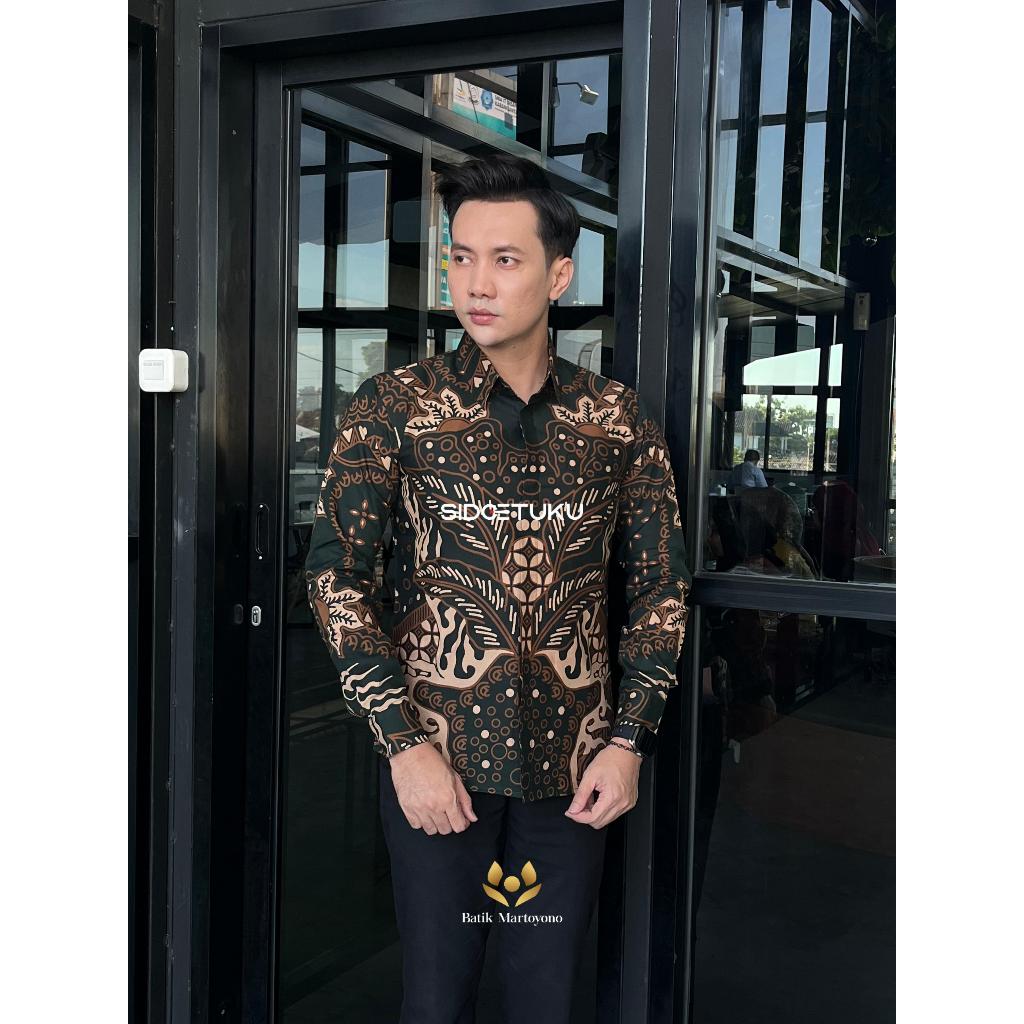 HARIMURTI kemeja batik pria slimpit warna emerald green lengan panjang