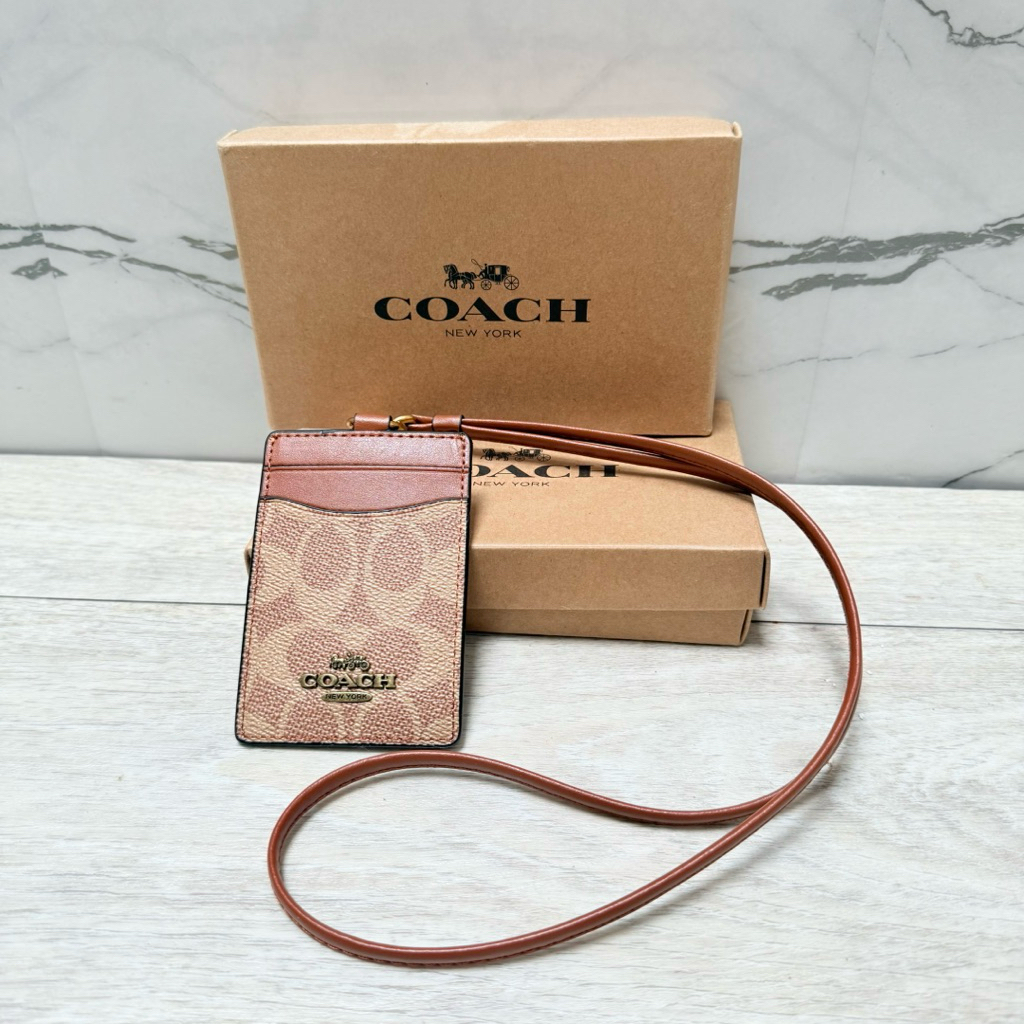 

Coach ID Lanyard in Signature Canvas brown & black
