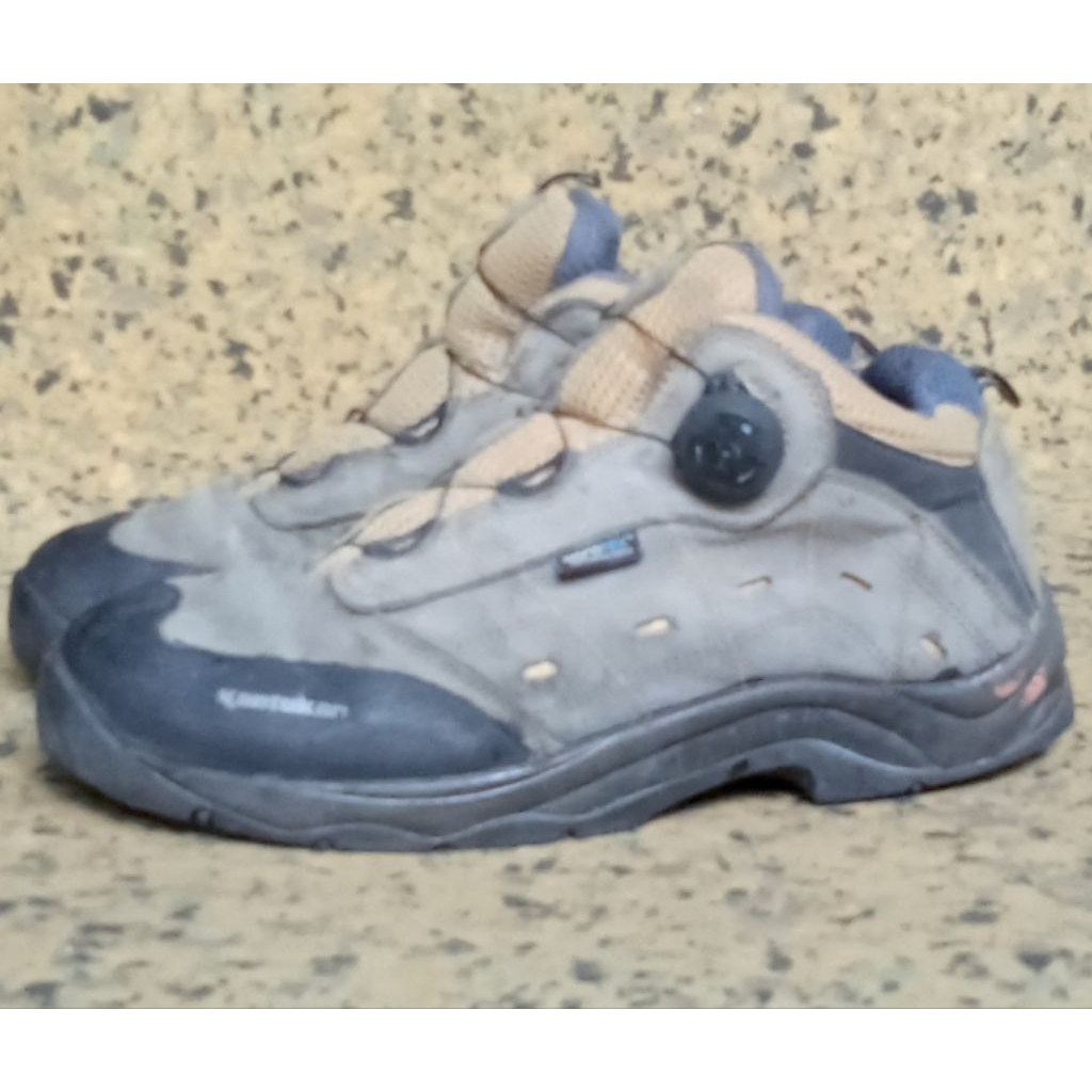 Kantukan sepatu safety boa system size 43 second