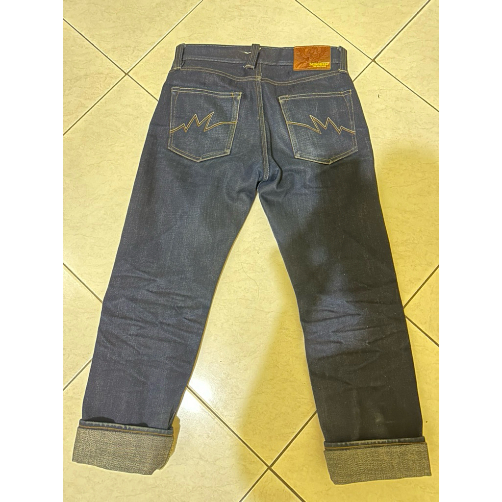 mischief golden gryphon 22oz