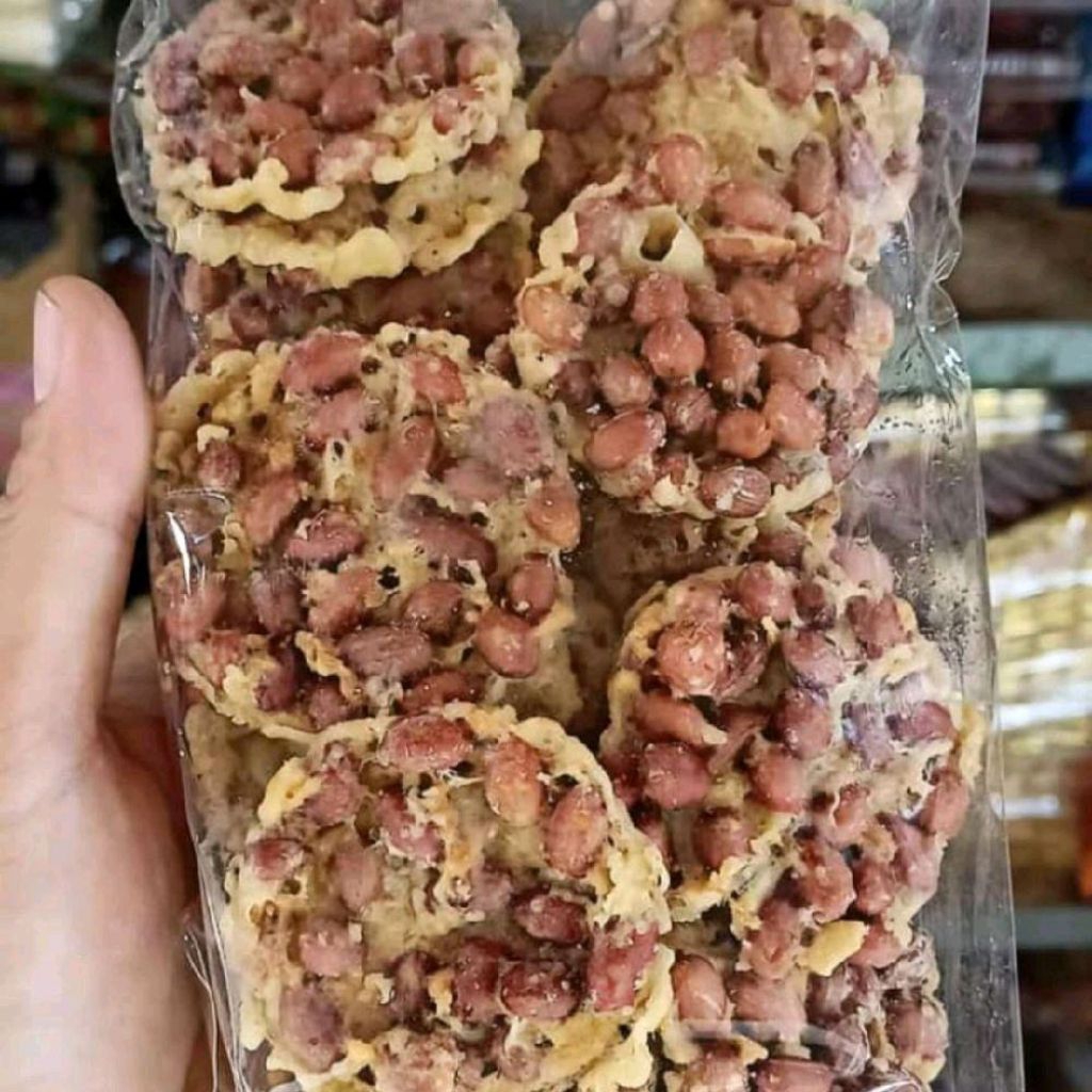 

PEYEK KACANG 250GR GURIH RENYAH ENAK MAKANAN SNACK CEMILAN KILOAN MURAH