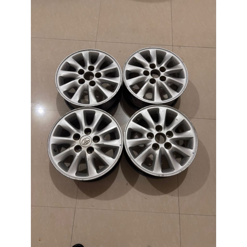 Velg oem Innova V R15 Pcd 5x114,3