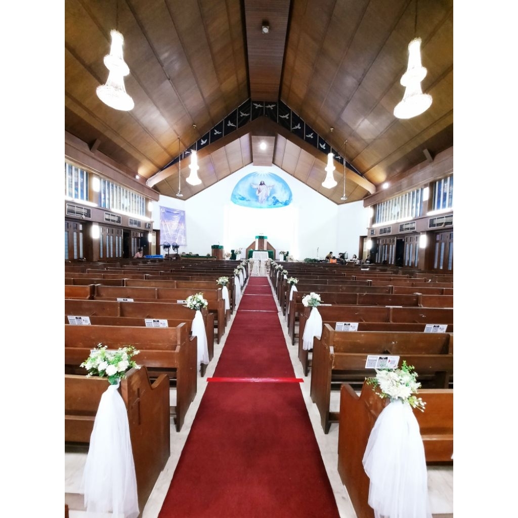 Dekorasi Gereja pemberkatan Nikah