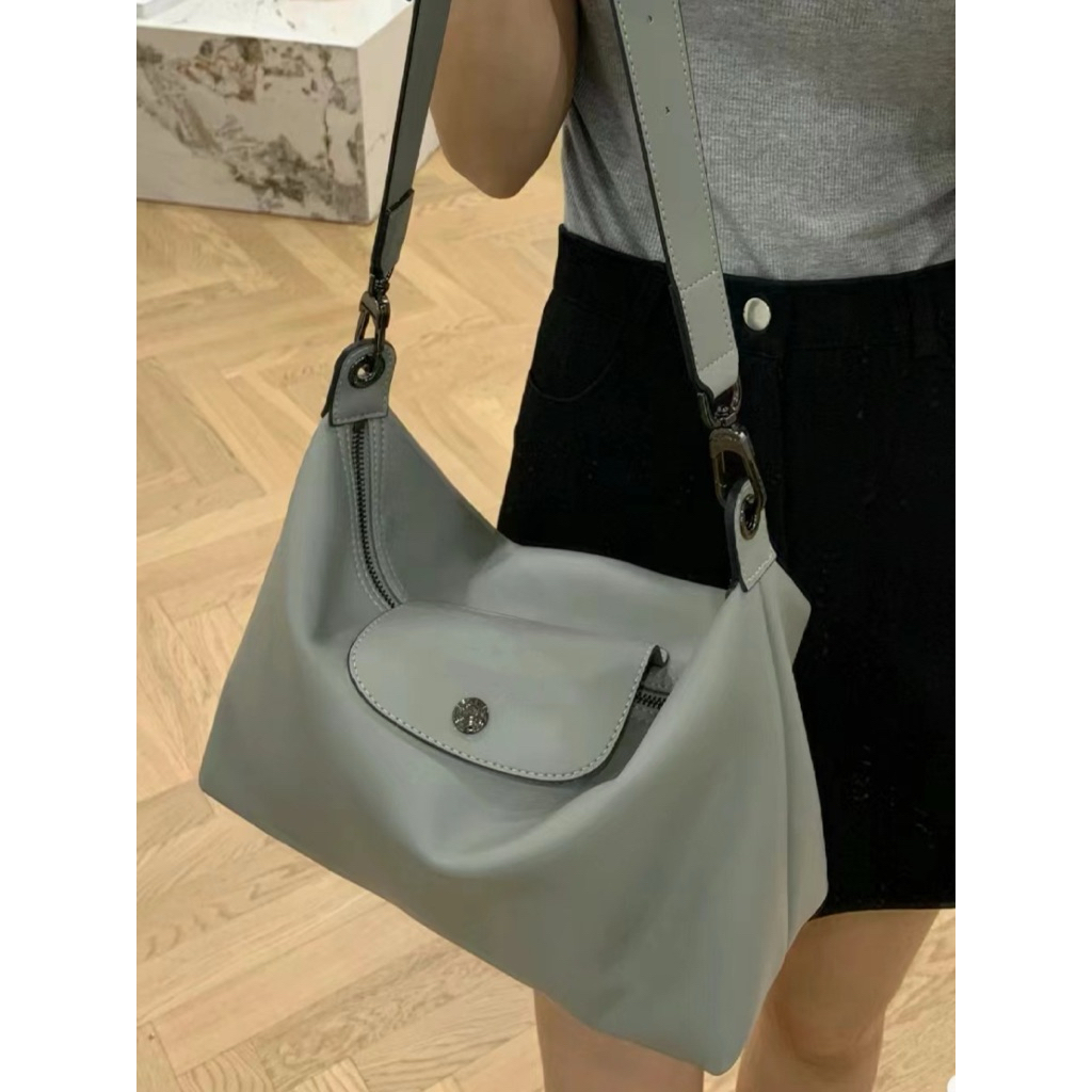 Tas Kulit Hobo