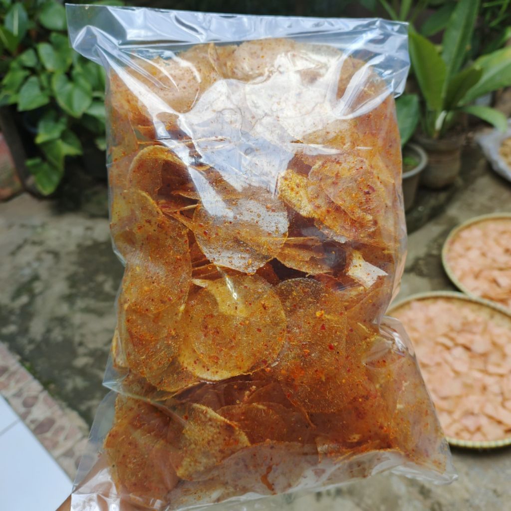 

Kripca (Kripik Kaca) 100℅ di jamin ketagihan