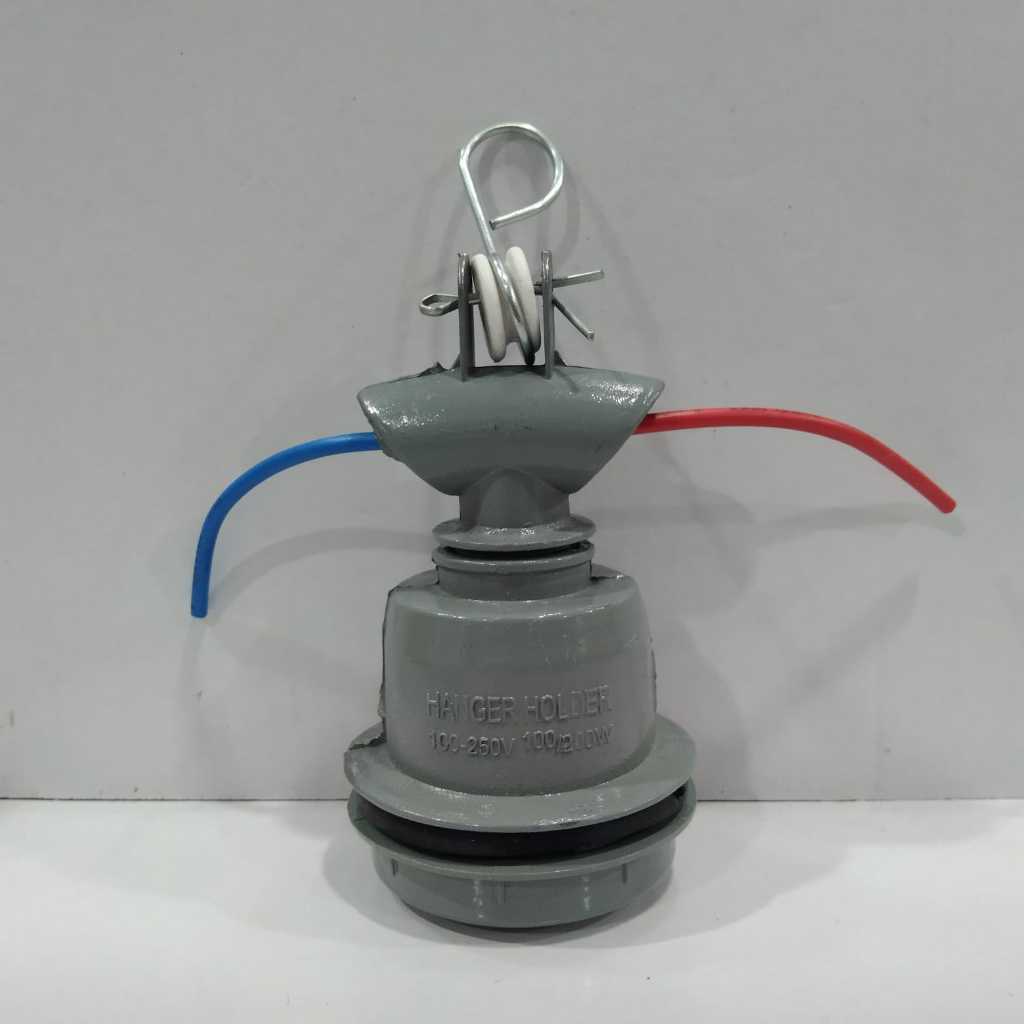 Fiting Lampu Gantung Outdoor Pioline - Fitting Lampu Besi E27