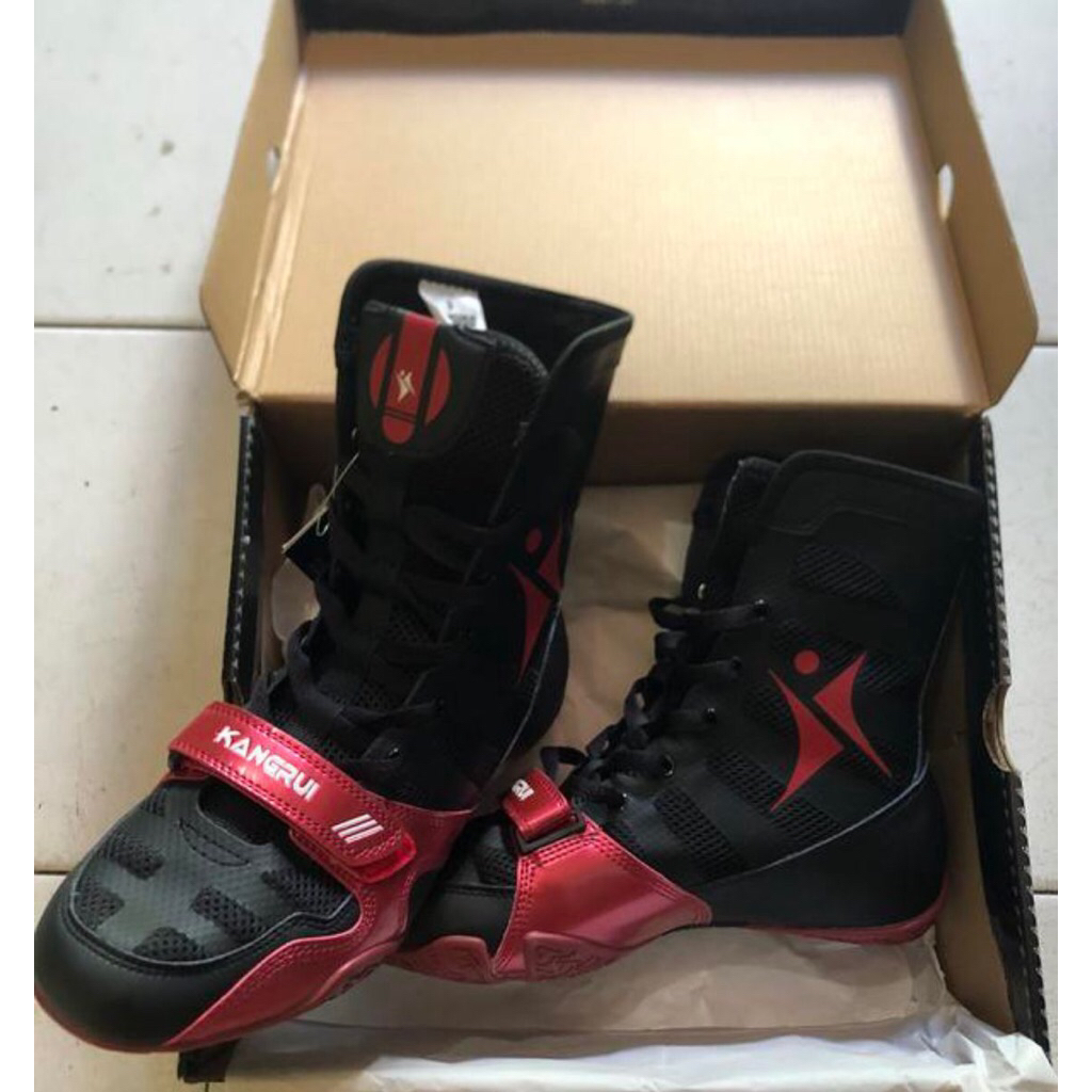 sepatu boxing