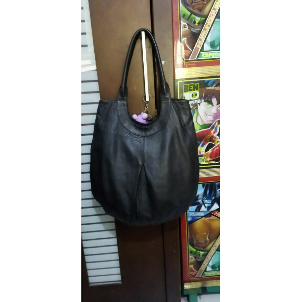 Tote Brand Bampo kulit hitam