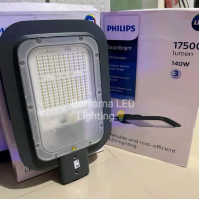 Lampu PJU / Lampu jalan PHILIPS BRP132 140 Watt 5700K - PHILIPS SmartBright LED Road BRP132 LED175 C