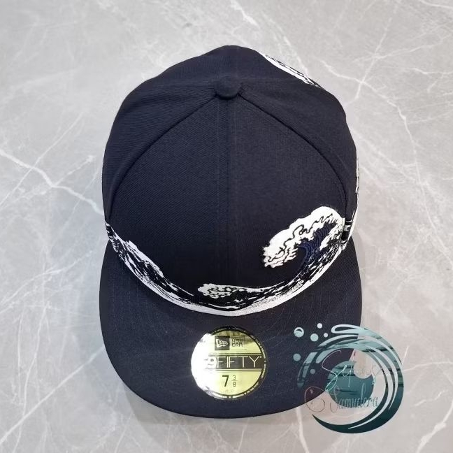 Topi New Era x Ukiyo-e Great Wave Kanagawa
