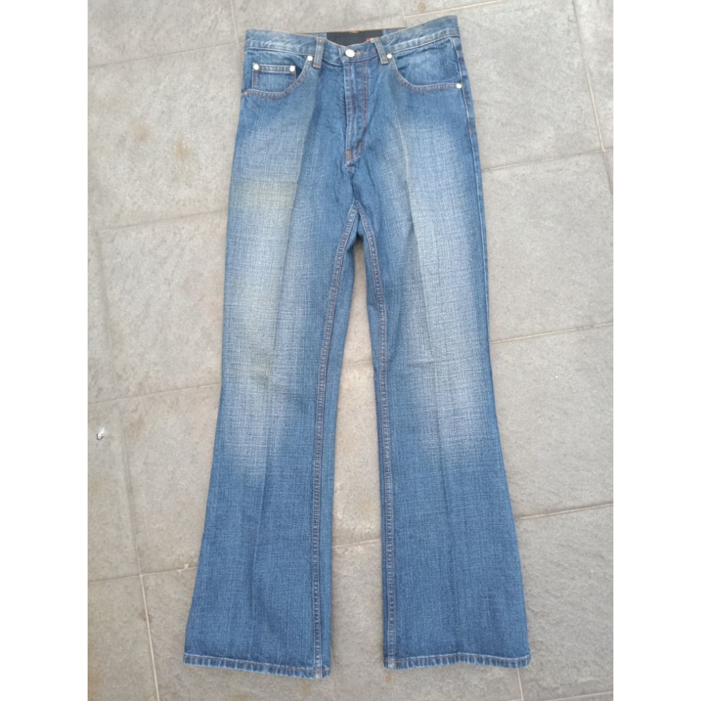 CELANA PANJANG HUGO SPORT SIZE 30