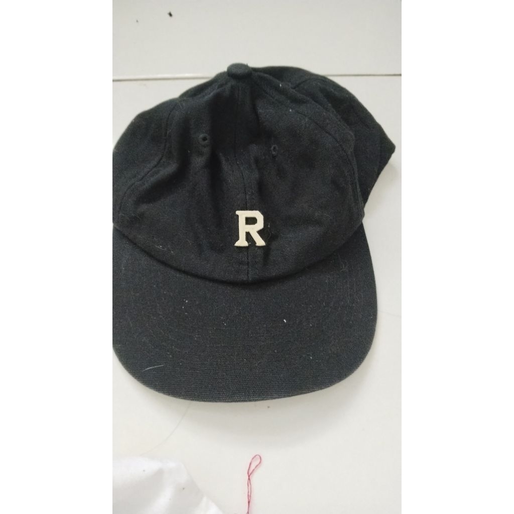 topi logo r