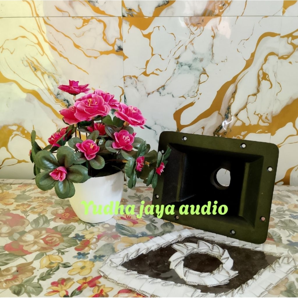 Horn twitter 15x19 bahan diral