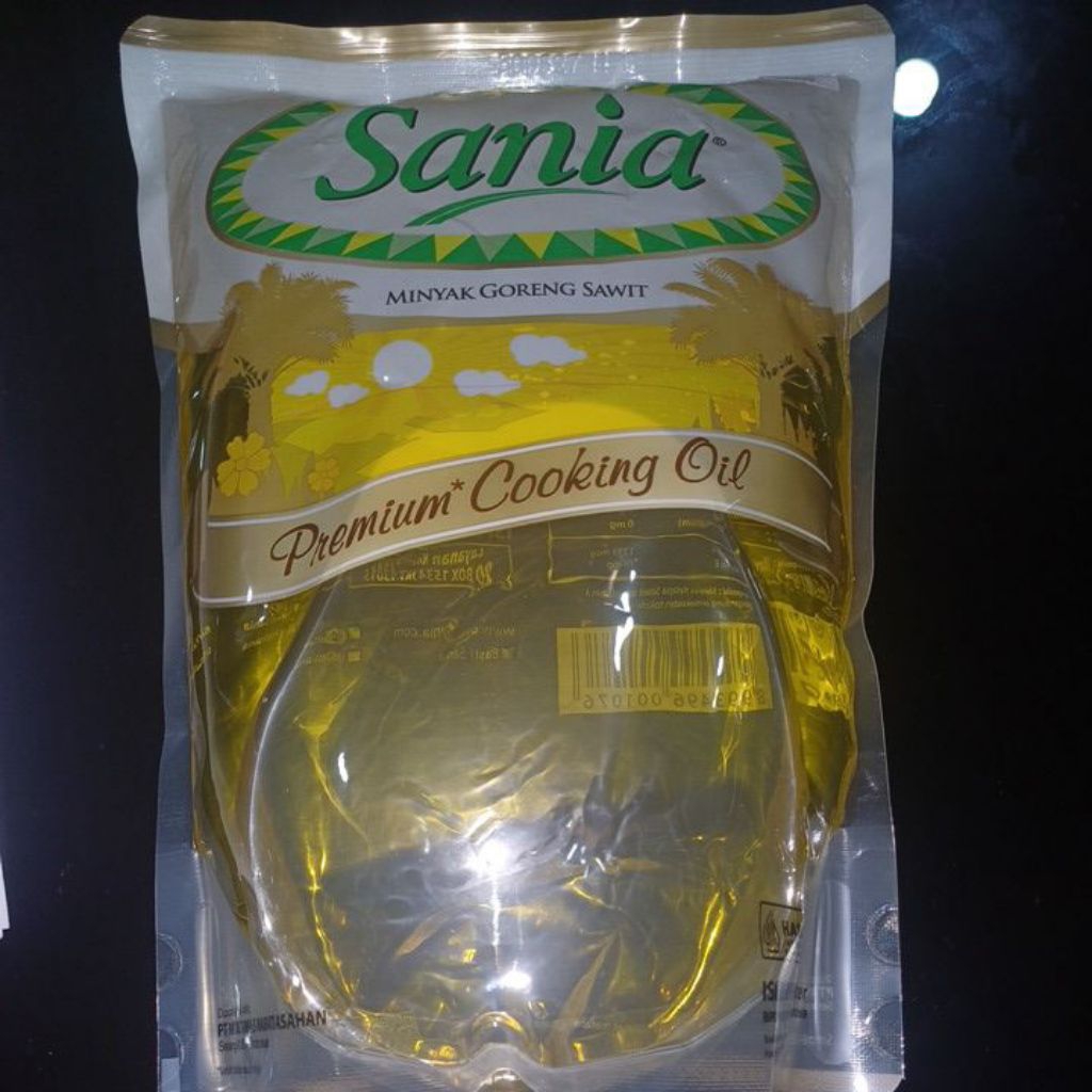 

Sania minyak goreng 2L
