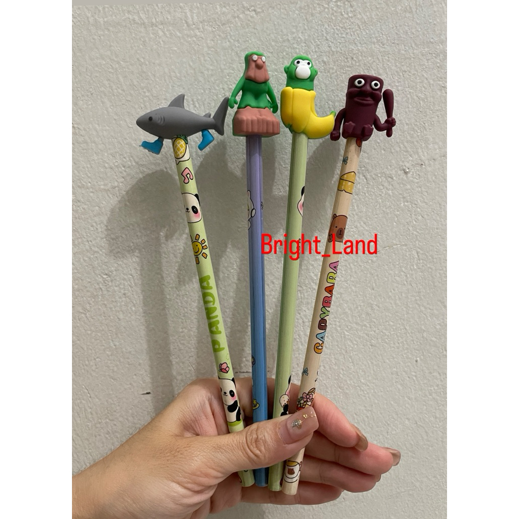 

PENSIL KARAKTER SANRIO ANOMALI BONEKA PENSIL 2B SANRIO ANOMAL UNIK PENSIL SEKOLAH SANRIO PENSIL HIASAN BONEKA SANRIO ANOMALI Tralalero Tralala Bombardiro Crocodilo Ballerina Cappucina Cappuccino Assassino Tung Sahur Udin Din Din Din Dun Brr Brr Patapim